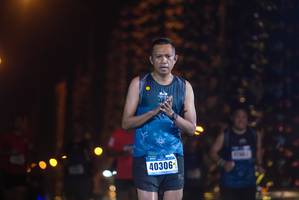 BIB: 40306
                            <button type="button" onclick="openModal(18282241)" class="btn btn-primary btn-sm float-right btn-popup" data-toggle="modal" data-target=".modal-high-quality">
                        <i class="fas fa-shopping-cart"></i> Add to Cart
                    </button>
                                            <button type="button" onclick="isThisMe(18282241, true)" class="btn btn-success btn-sm float-right btn-popup btn-isme hidden" data-toggle="tooltip" data-placement="bottom" title="นี่คือรูปของคุณใช่ไหม คลิกที่นี่เพื่อเอาเข้าอัลบั้ม">
                        <i class="fas fa-plus"></i> Add to album
                    </button>
                    <button type="button" onclick="isThisMe(18282241, false)" class="btn btn-warning btn-sm float-right btn-popup btn-isnotme hidden">
                        <i class="fas fa-ban"></i> Remove from album
                    </button>